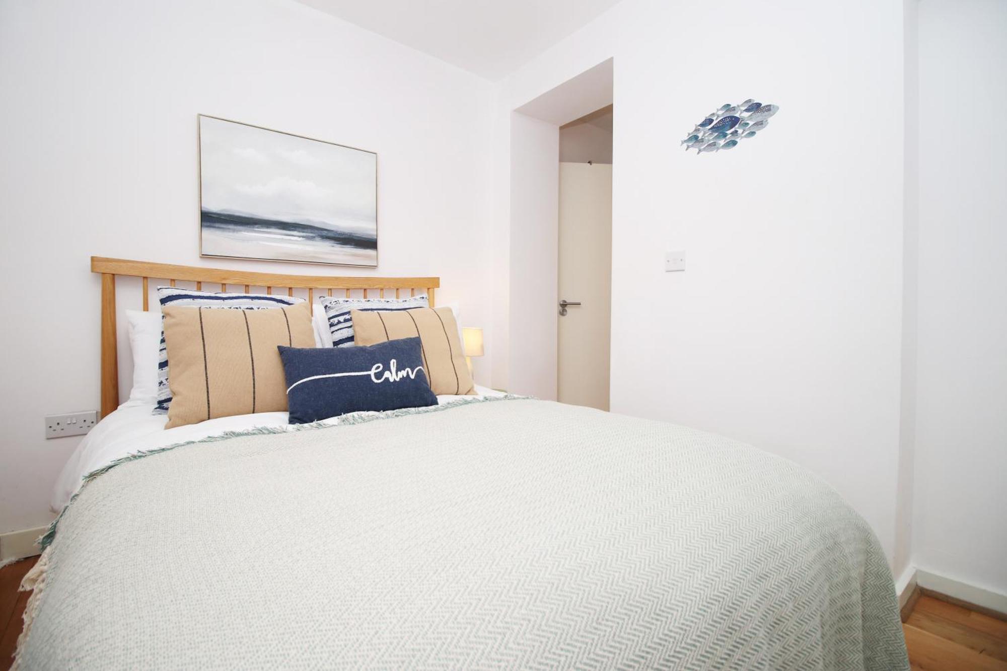 Coastal Penarth Dream! Close To Cardiff Superb Location Near Bars And Restaurants! Dog Friendly And Welcome Breakfast Pack! Екстериор снимка