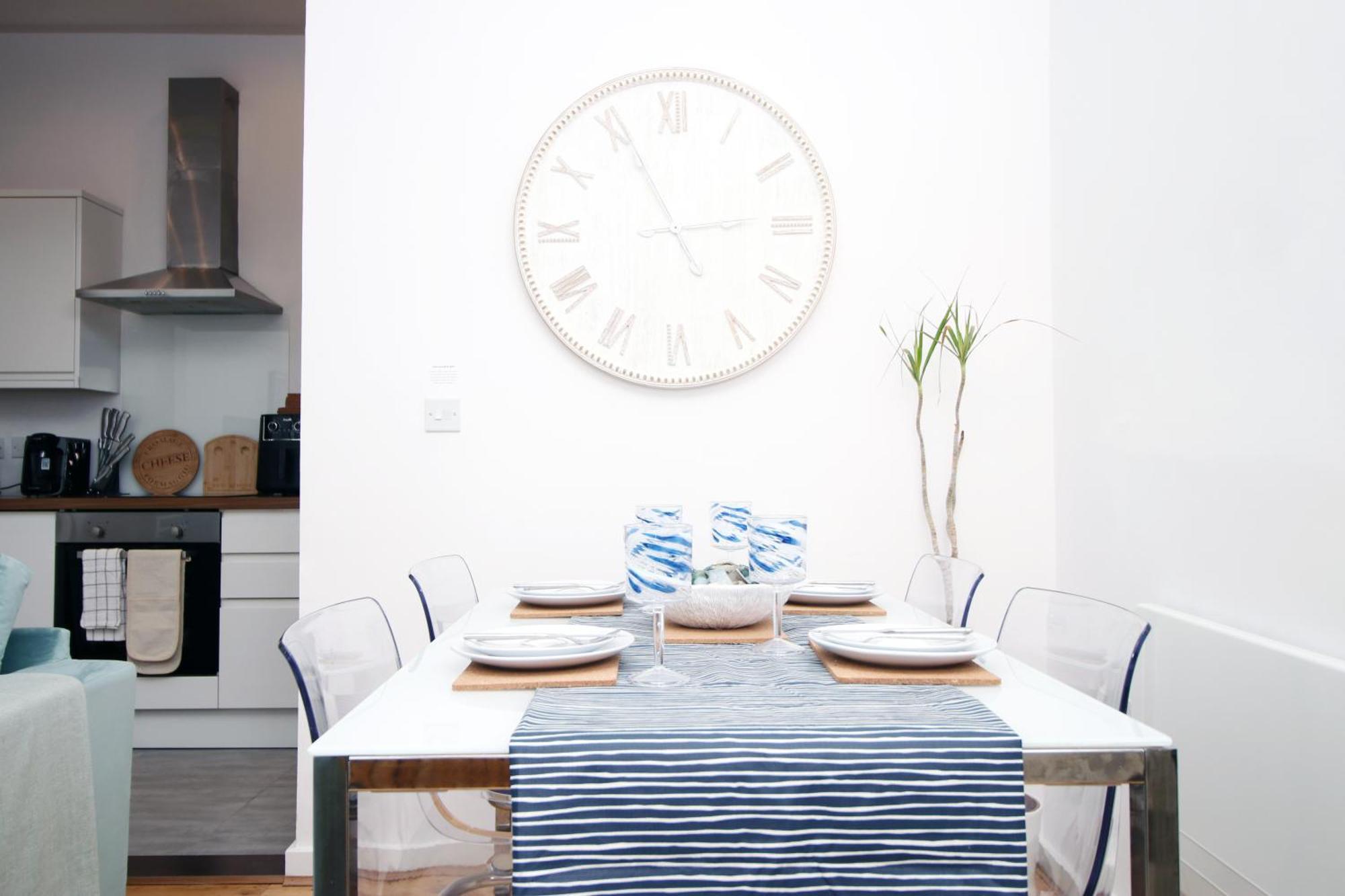 Coastal Penarth Dream! Close To Cardiff Superb Location Near Bars And Restaurants! Dog Friendly And Welcome Breakfast Pack! Екстериор снимка