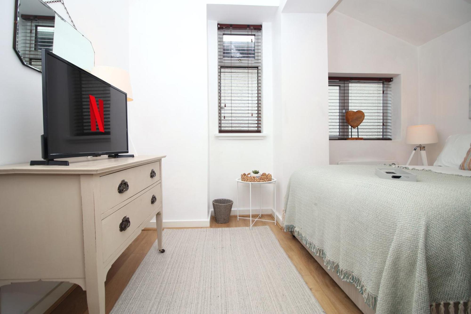 Coastal Penarth Dream! Close To Cardiff Superb Location Near Bars And Restaurants! Dog Friendly And Welcome Breakfast Pack! Екстериор снимка